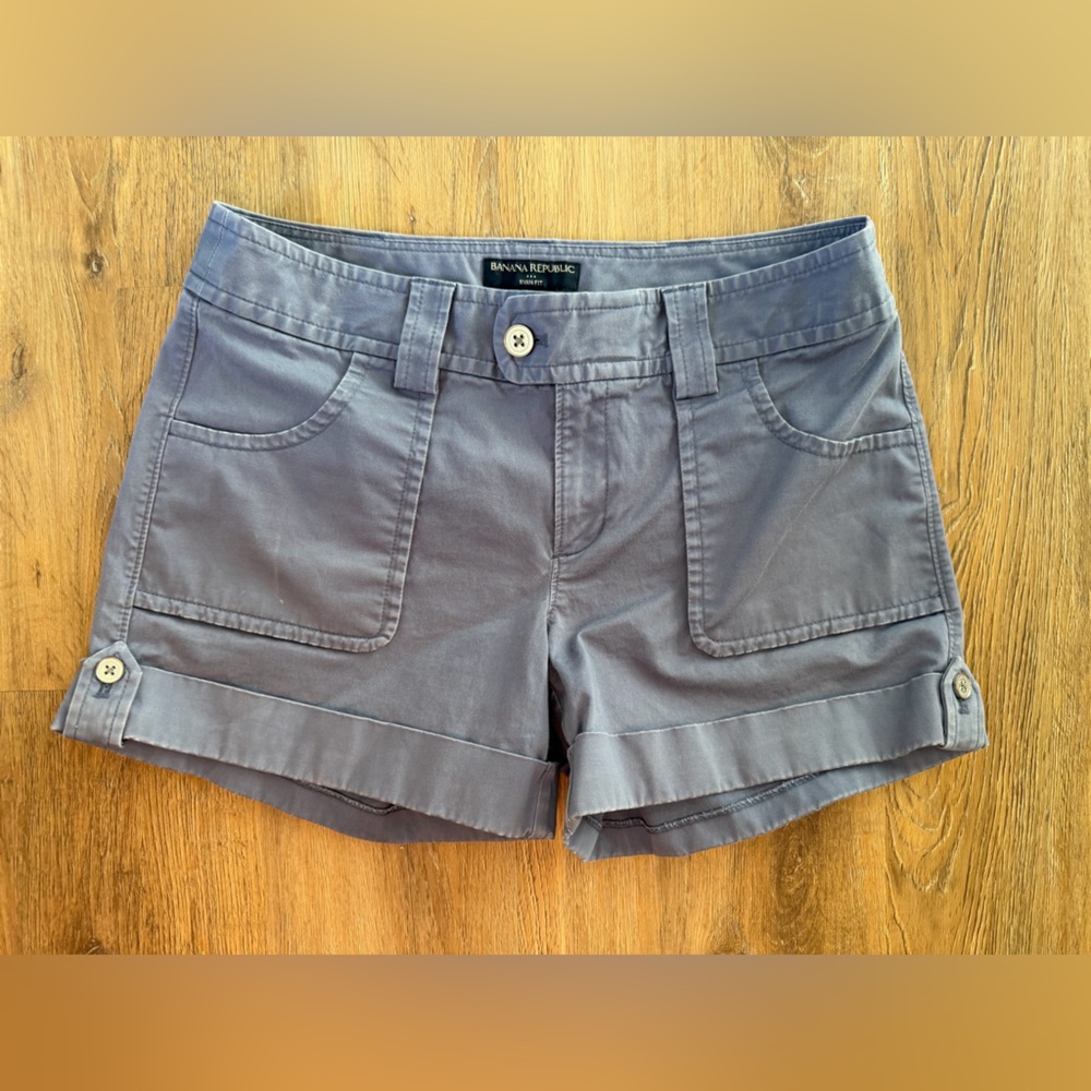Banana Republic Women's Cargo Shorts Size 10